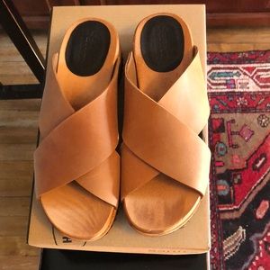 NIB Sanita Flex Leather Sandal sz 37